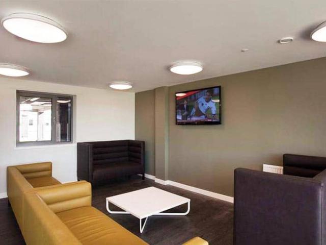 Welcoming studio in Granton Has an Apartment