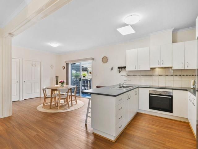 Welcoming Two Bedroom Cottage