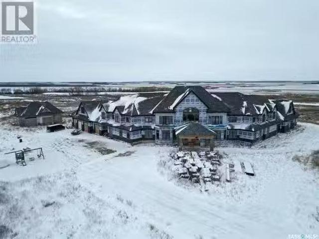 Weldon Mansion, Invergordon Rm No. 430, SK, S0K 1A0 house fo.
