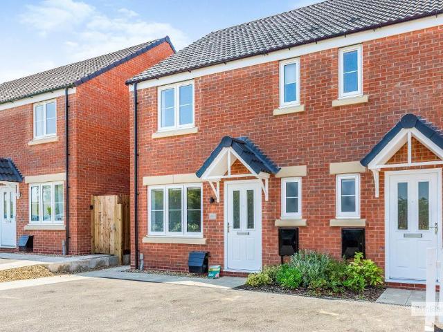 Weldon Park, Corby NN17 3 bed semi detached house to rent £1,400 pcm £323 pw