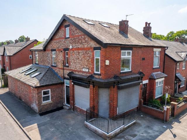 Weldon Road, Altrincham WA14, 2 bed flat to rent, £1,300 pcm | PrimeLocation
