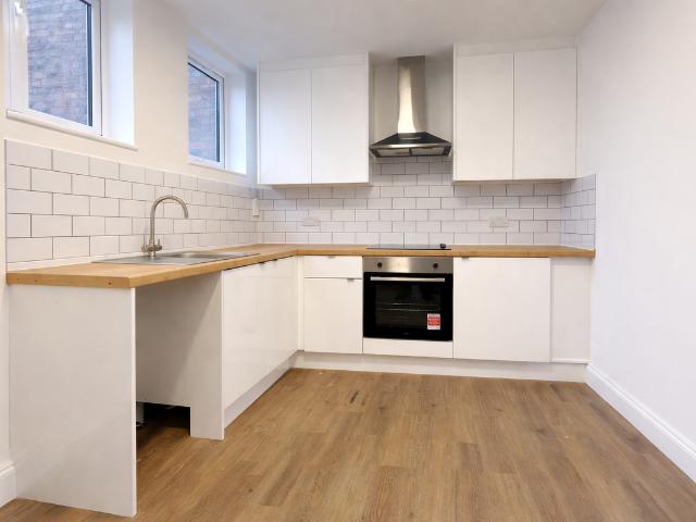 Welford Road, Leicester LE2, 2 bed flat to rent, £895 pcm | PrimeLocation