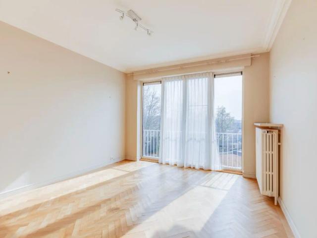 Welgelegen en lichtrijk appartement op wandelafstand van de Grote Markt