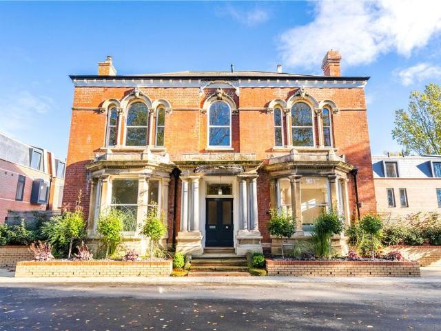 Welholme Avenue, Grimsby, DN32 3 bed semi detached house to rent £1,250 pcm £288 pw