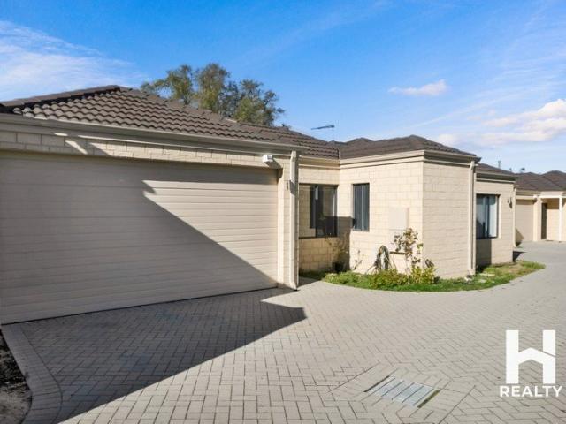 Well maintained 3 bedroom villa, ready to be yours!