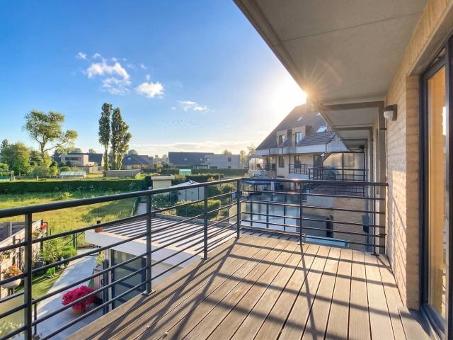 Well maintained 2 bedroom apartment with terrace