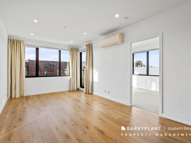 Well Maintained 2 Bedroom Apartment in a Prime Location