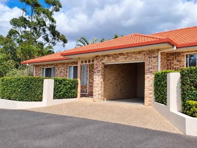 Well Maintained 2 Bedroom Brick Unit close to CBD