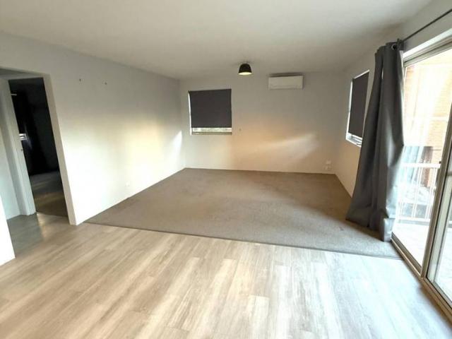 WELL MAINTAINED 2 BEDROOM UNIT