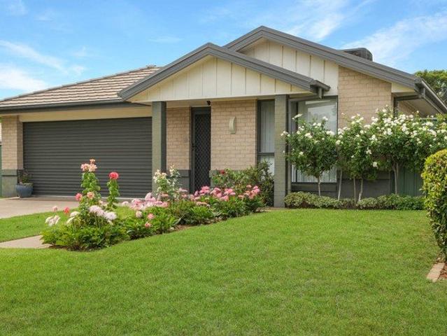 Well Maintained 4 Bedroom Home in Delroy Park