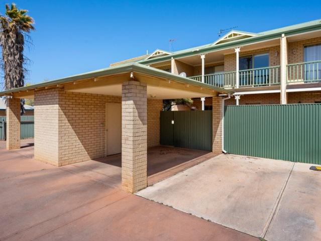 Well Maintained, Brick Three Bedroom Home  With An Existing Lease at $700pw!