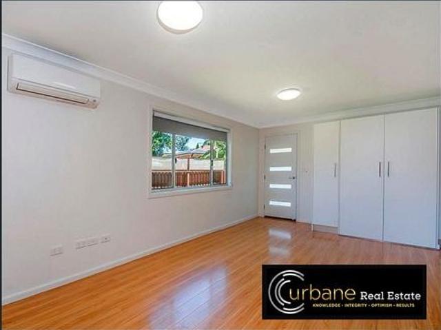 Well maintained Granny flat with space!