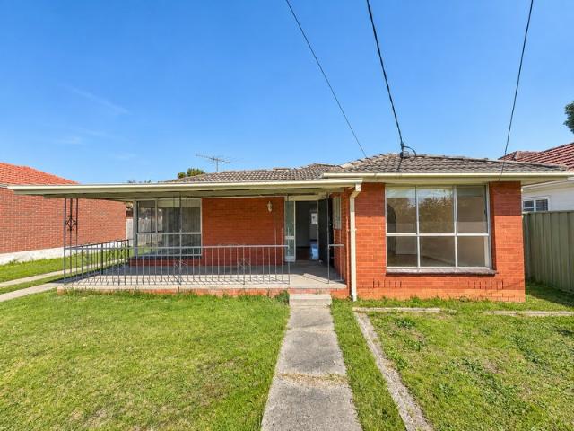 WELL MAINTAINED FAMILY HOME