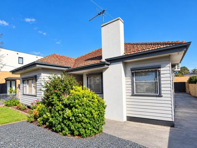 Well Maintained Family Home in Prime Location