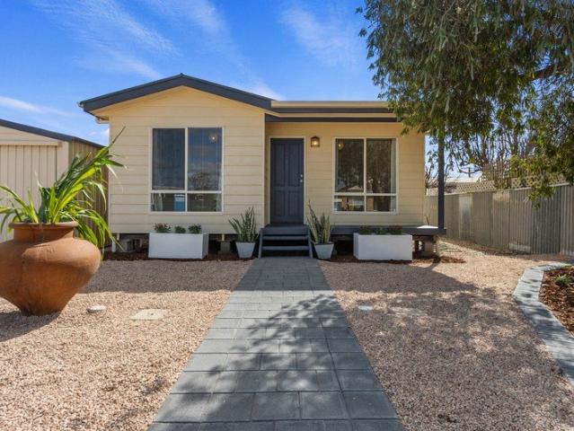 Well Maintained Family Home with Holiday Potential