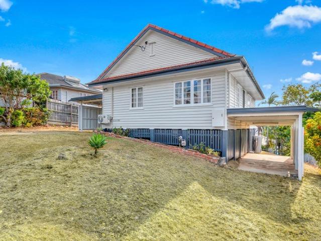 Well maintained home with a large fenced yard