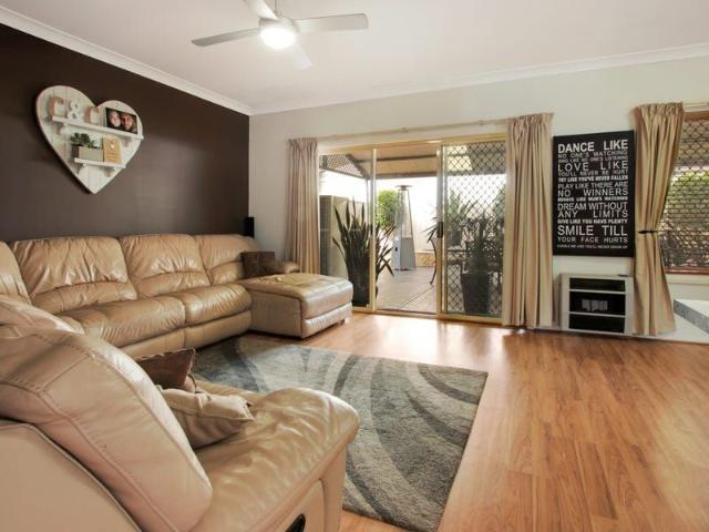Well Maintained Home with Amazing Outdoor Entertaining Area