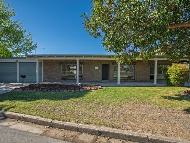 Well Maintained Home In A Convenient Location