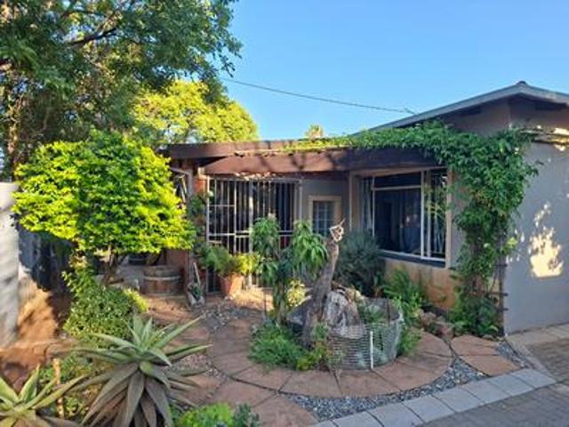 well maintained home on the market i.
