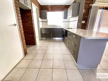 Apartment for sale in Katherine County - Balcony