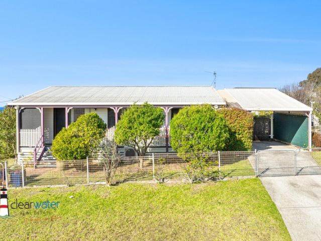 Well Maintained Manufactured Home Ready for Relocation