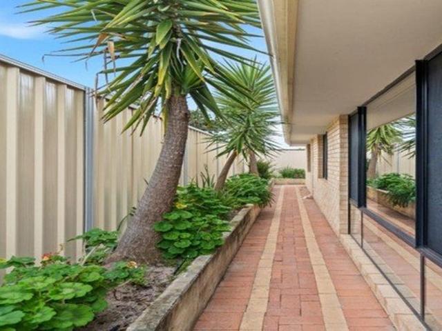 Well maintained spacious property in a prime location
