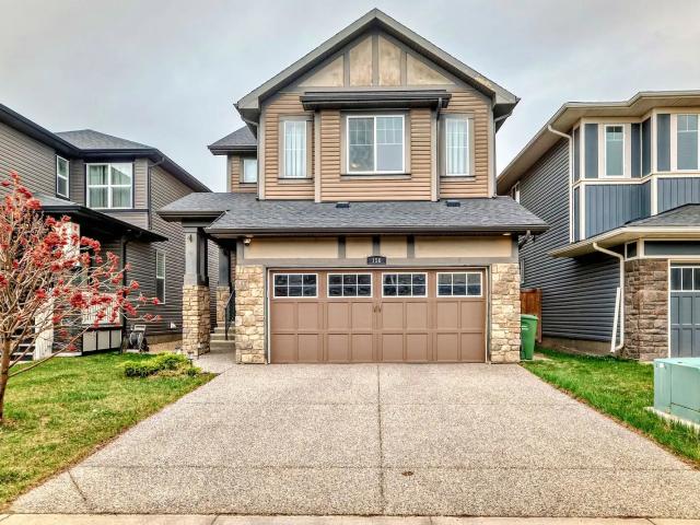 Well maintained whole house with finished basement in Cougar Ridge