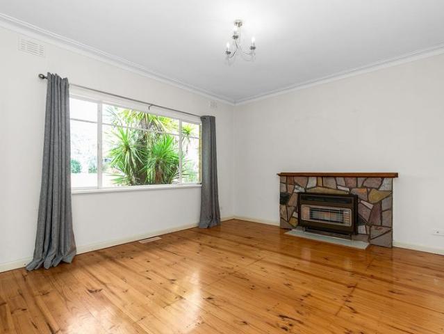 Well Maintained Three Bedroom Home with Entertainer’s Deck in Box Hill North