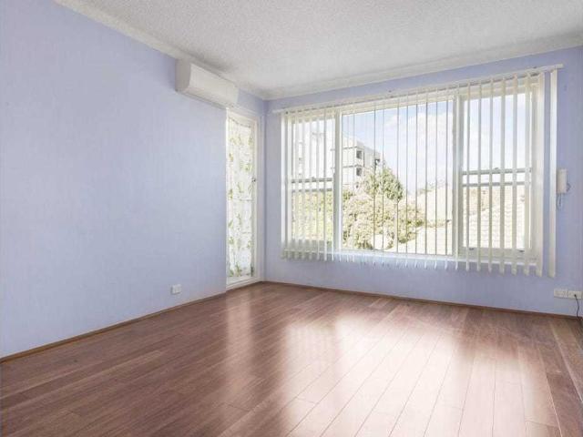 Well Maintained Two Bedroom Apartment in a Convenient Ryde Location