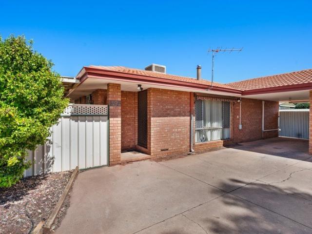 Well Maintained, Two Bedroom Home That's Located In A Sought After West Lamington Location!