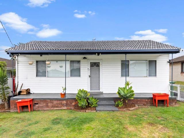 Well Maitained Three Bedroom Home!