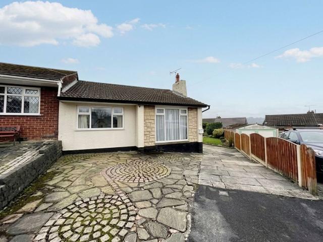 Well Mead, Bredbury SK6, 2 bed semi detached bungalow to rent, £1,200 pcm | PrimeLocation