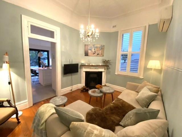 Well appointed 2 bedroom home in coveted Birchgrove