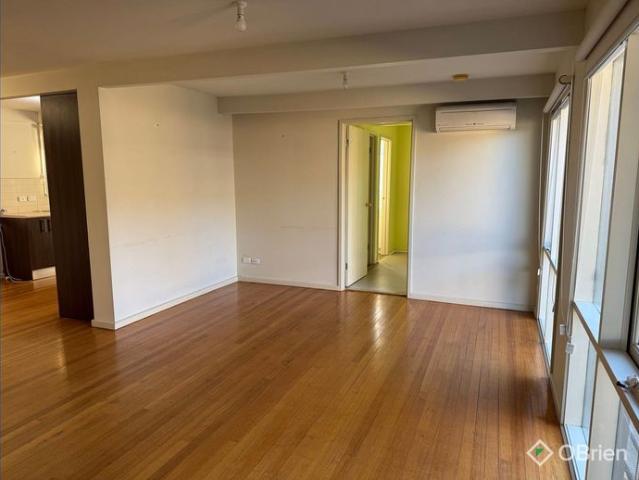 Well Appointed 3 Bedroom, 2 Bathroom Home in Prime Location