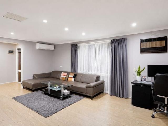 Well Appointed 3 Bedroom Home with Private Courtyard