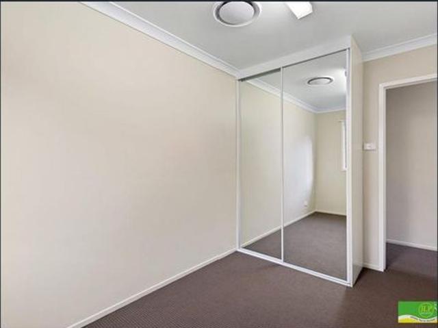 Well Appointed Ducted Air Con Month to Month