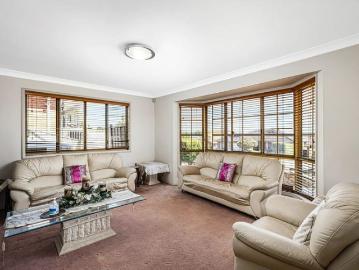 Well Appointed Family Home in a Convenient, Quiet Minchinbury Location!