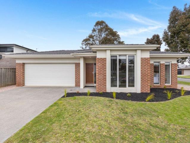 Well Appointed Family Home in Insignia Estate