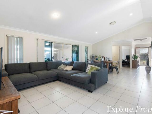 Well appointed home in Blacks Beach