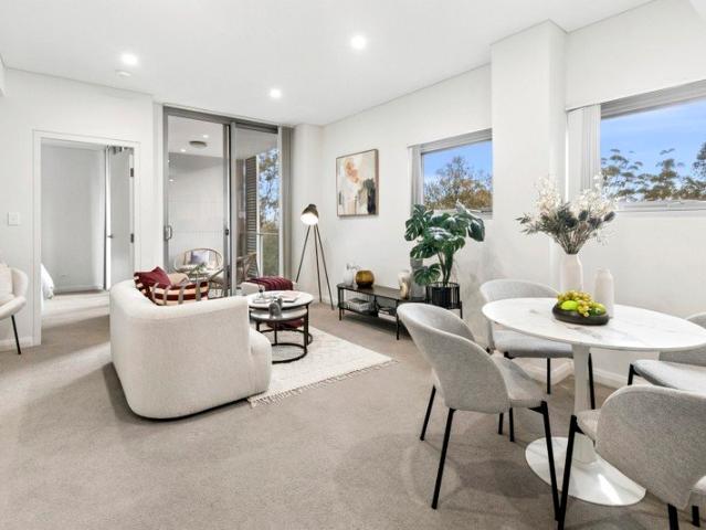 Well appointed private and bright apartment
