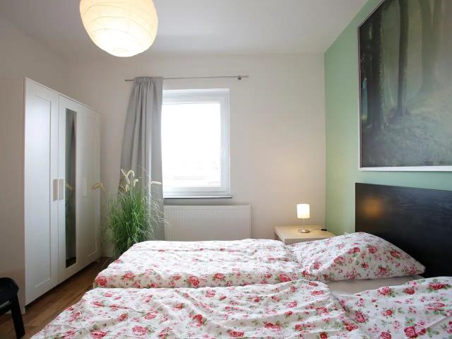 Well cut 3 room apartment in the trendy district of St. Pauli