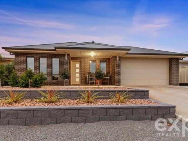 Well Designed Family Home with Theatre Room, Large Shed & Entertaining Spaces