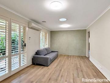 Well Equipped 3 Bedroom Home!