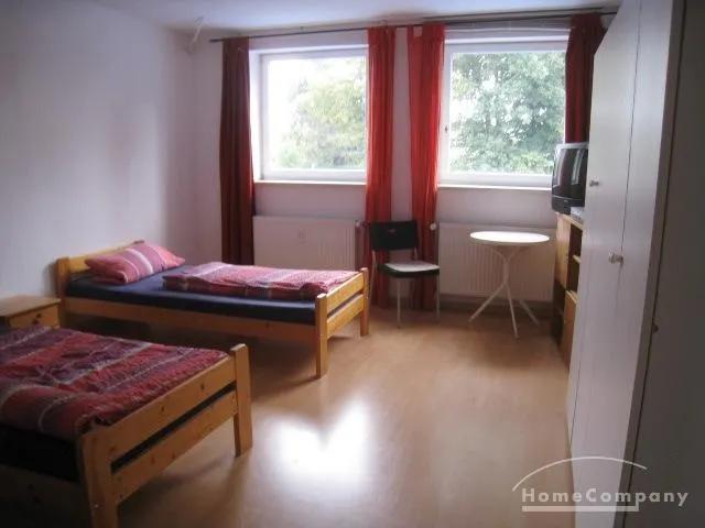 Well groomed company apt up to 9 people, rent incl. TAX