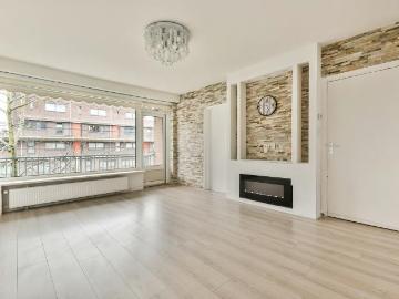 Well Laid Out 2 Bedroom Apartment with Balcony & Storage – Amsterdam West Geuzenveld