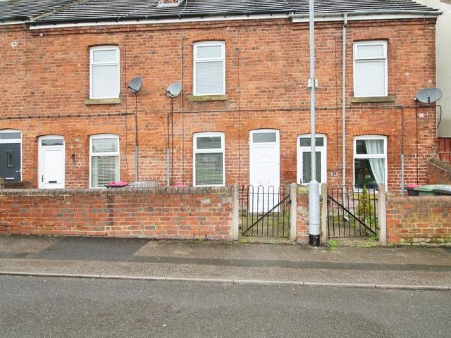 Well Lane, Treeton, Rotherham, South. 3 bed terraced house to rent £950 pcm £219 pw