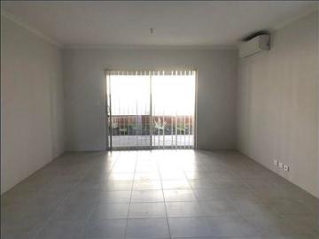 Well Located 3x1 Home Close to Primary School and Transport