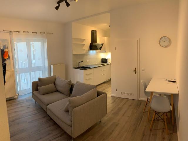 Well located 2 room apartment in Berlin Johannisthal, Berlin Amsterdam Apartments for Rent