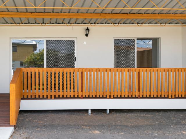 Well Located Neat 2 Bedroom Unit