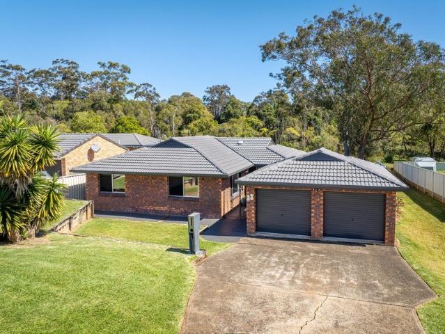 Well located, immaculate and tastefully presented